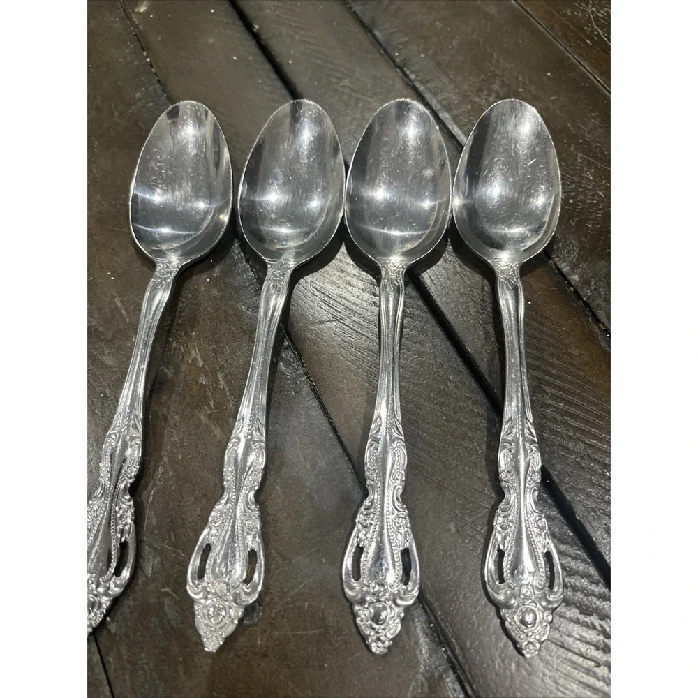 Reed & Barton Select BAROQUE Set 4 Teaspoons Spoon‎ Stainless Flatware Flowers